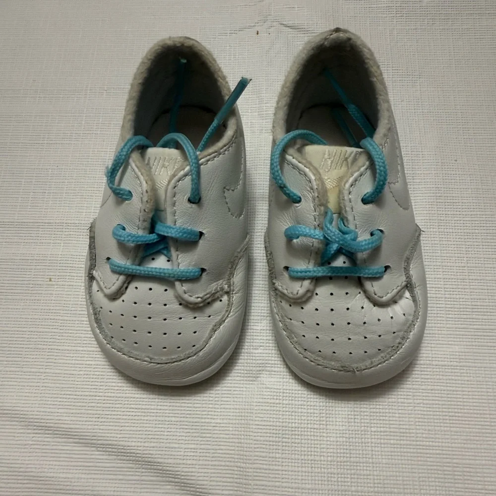 Nike White and Blue Baby Walker Sneakers